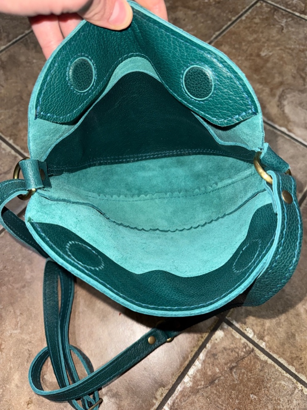 Portland Leather Goods Koala Sling Crossbody Small Seaglass Color Beautiful - Picture 8 of 13